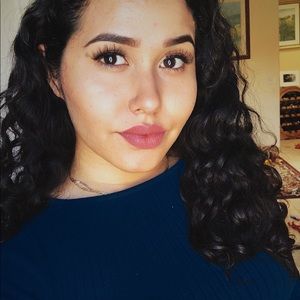 Meet your Posher, Noelia